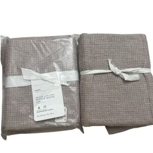 Pottery Barn Belgian Flax Linen Waffle Weave Euro Shams Set of Two